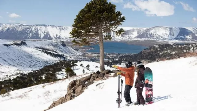 Más conectividad terrestre para los centros de esquí Chapelco y Caviahue