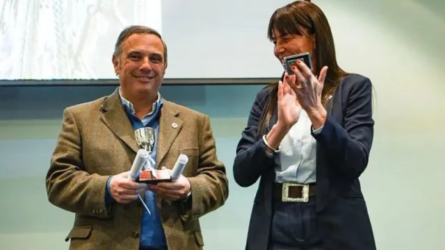 Reconocimiento nacional para Artesanías Neuquinas en la Expo Rural