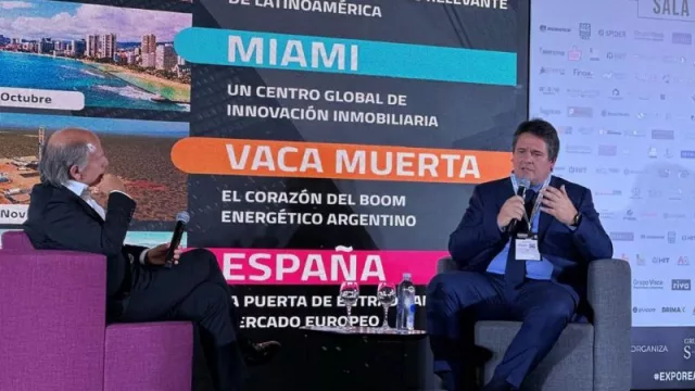Mariano Gaido presentó el potencial de Neuquén ante más de 600 desarrolladores en la Expo Real Estate 2025