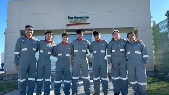 Estudiantes del Colegio Santa Teresa de Jesús realizaron prácticas en la subsecretaría de Energía e Hidrocarburos