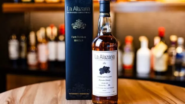 La Alazana, el whisky de la Patagonia que conquista el mundo desde las entrañas de la cordillera de los Andes