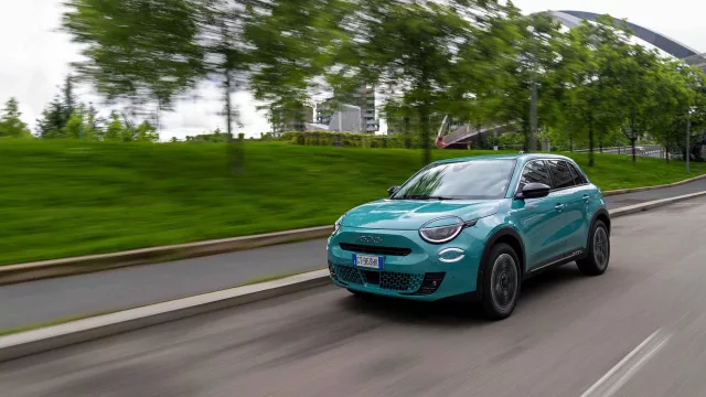 Nuevo Fiat 600 Hybrid: el regreso del “fitito” con tecnología híbrida