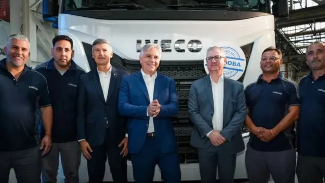 Iveco hizo otra apuesta a la producción en Córdoba, pero apunta al boom de Vaca Muerta