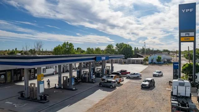 Plaza Huincul y Añelo, entre las estaciones que más venden combustible en Argentina