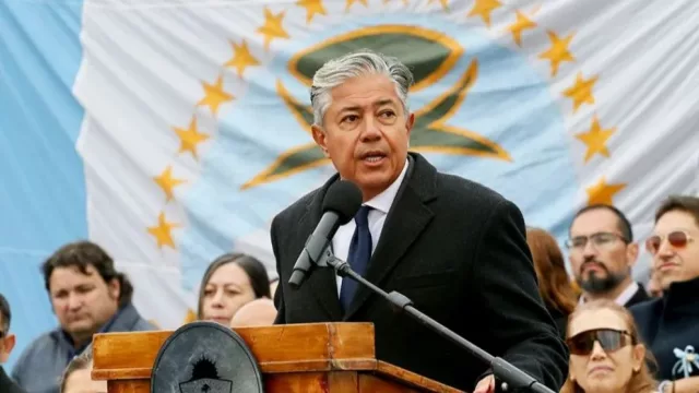 Neuquén redujo en un 43% la deuda pública heredada y sostiene su plan de obras