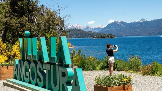 Villa La Angostura fortalece acuerdos turísticos con Uruguay para impulsar la temporada de nieve
