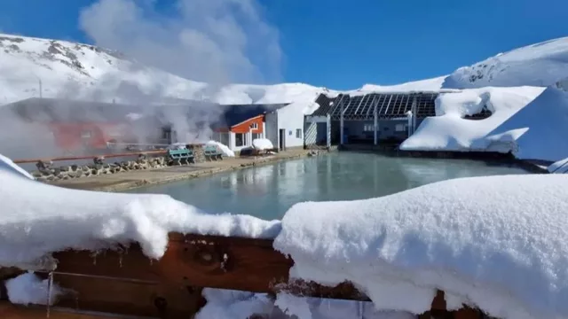 Neuquén apuesta a una experiencia única en el mundo: las Termas de Nieve de Copahue