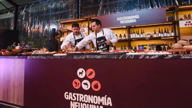 La gastronomía neuquina se convirtió en protagonista del lanzamiento de la temporada de invierno 2026