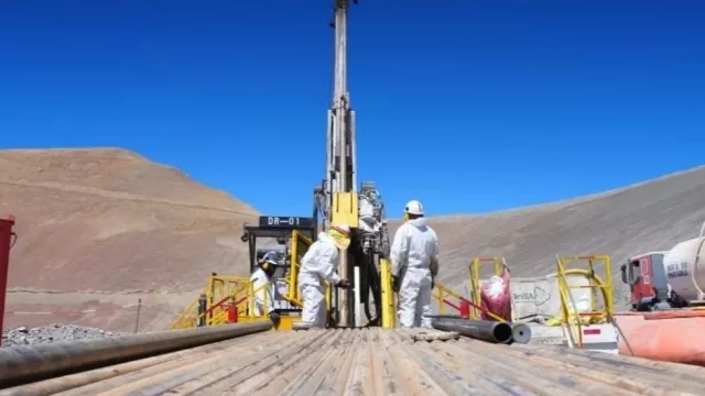 Yamana registró tres nuevos descubrimientos de oro y plata y refuerza la exploración en Santa Cruz