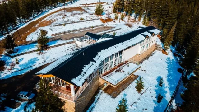 El norte neuquino suma una promoción 3x2 en alojamiento para el fin de semana largo