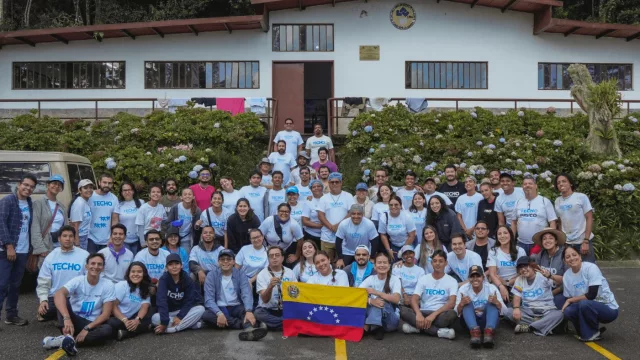 Unidos por Venezuela: TECHO construye las primeras viviendas de emergencia a afectados por terremotos