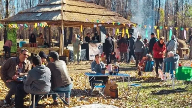 Vista Alegre recibe la primavera con una feria de semillas, plantas y producción local