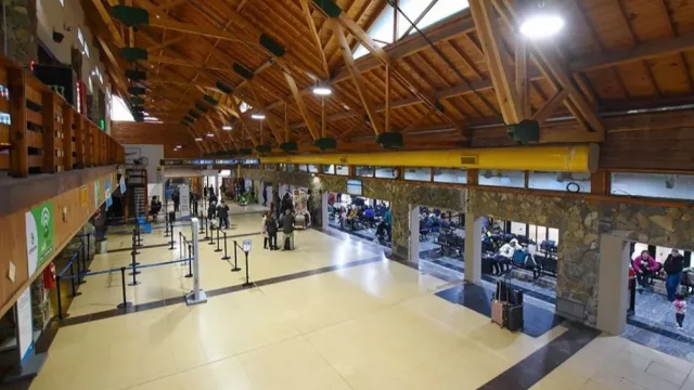 NeuquenTur abrió una convocatoria para explotar un kiosco en el Aeropuerto Chapelco