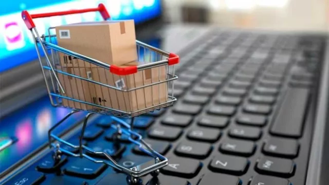 Granados analizó la economía del país: consumo estancado, comercio electrónico en alza y críticas a las tasas bancarias