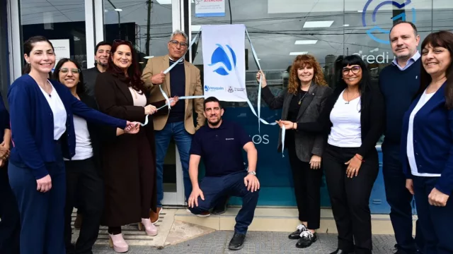 Reconocieron a un histórico comercio de Neuquén por sus 51 años de trayectoria